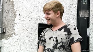 Enticing The Muscle Daddy 2015