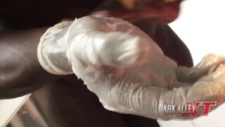 One Leg Two Fists (Matthias von Fistenberg, Paulao)