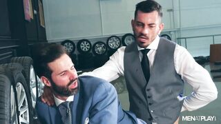 Extra Parts (Dani Robles, Joe Gillis)